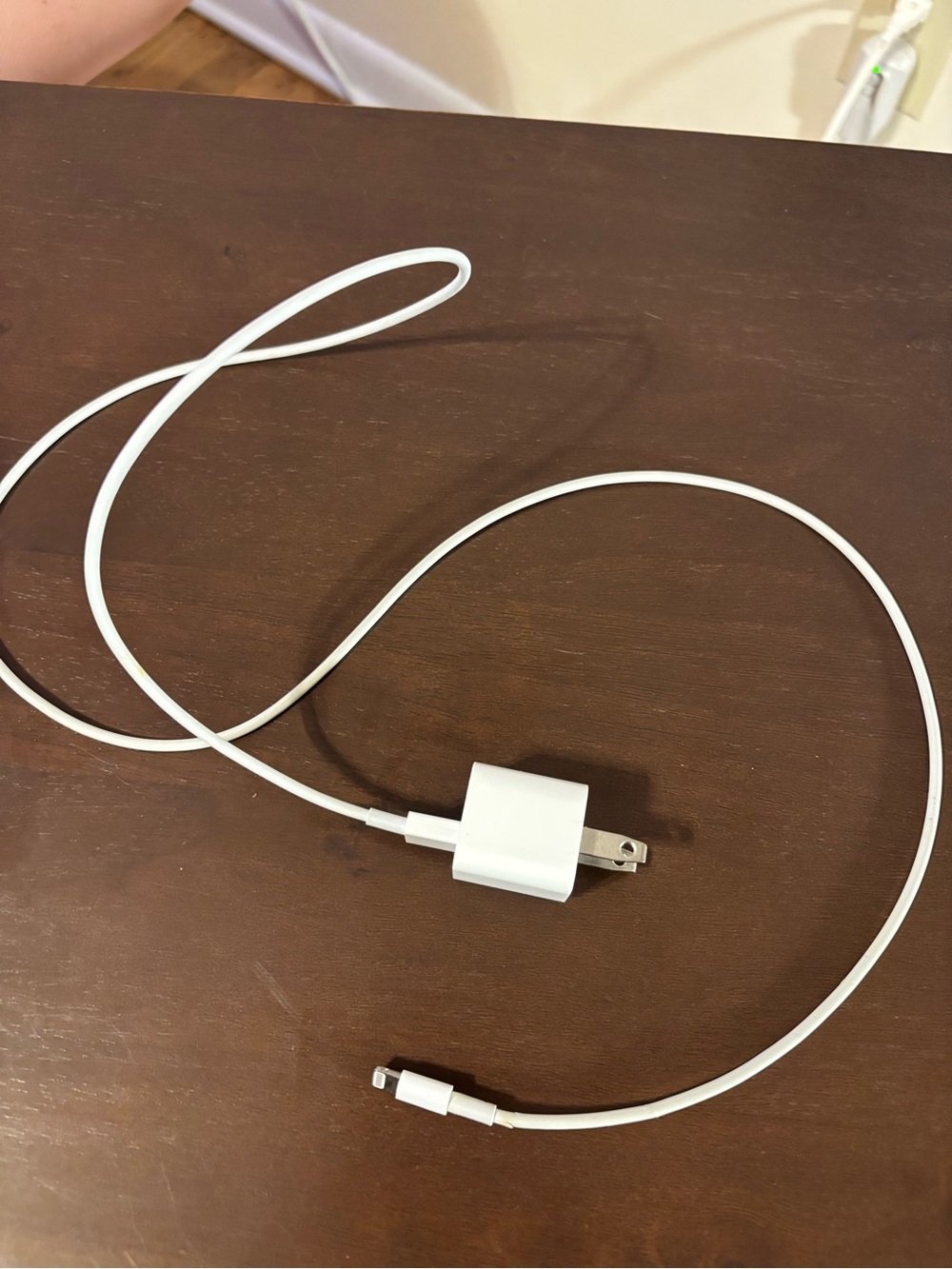 Original Apple iPhone Charger with USB Power Adapter & Box - Tested